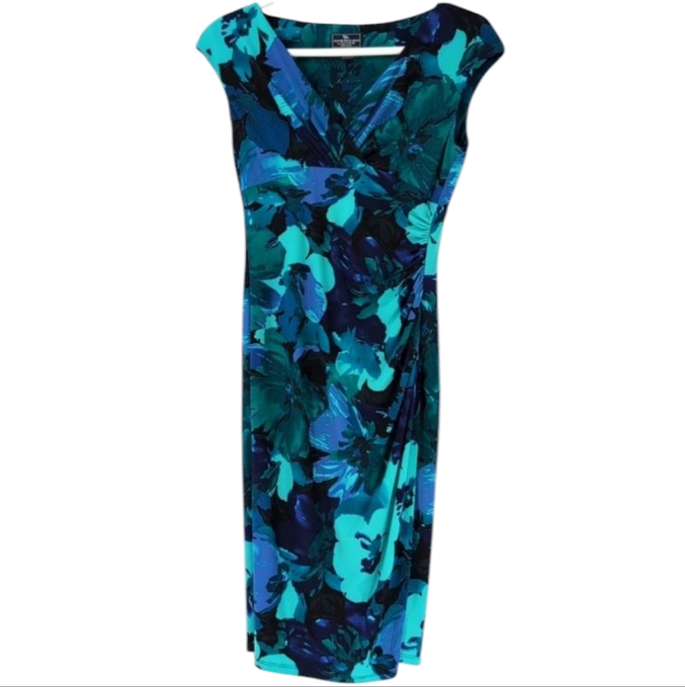 American Living Multicolored floral Wrap Dress size 2 great condition !